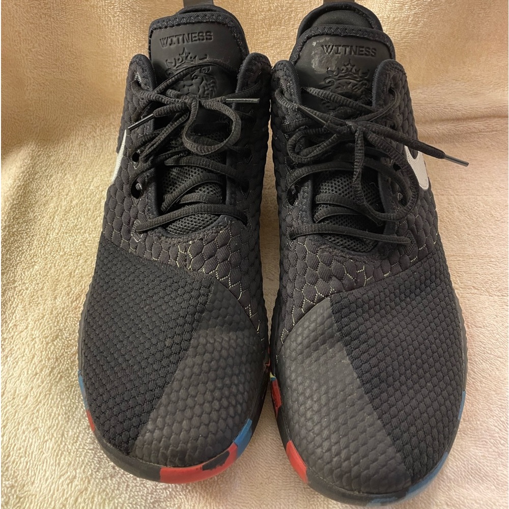 nike lebron james witness iii